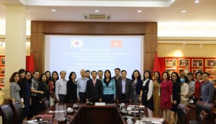 Participants at NAPA Headquarter in Ha Noi.