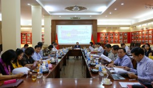 Dr. Nguyen Dang Que chairing the Workshop at NAPA Headquarter in Hanoi, Viet Nam