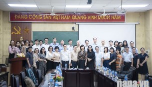 A group photo of the workshop participants