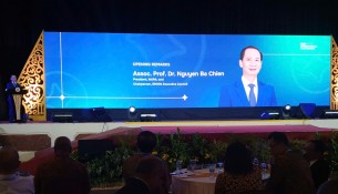 Assoc. Prof. Dr. Nguyen Ba Chien, President of the National Academy of Public Administration (NAPA) of Viet Nam and Chairperson of the EROPA Executive Council, delivering the opening remarks.